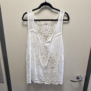 The-unbranded-brand Women's White T-shirt